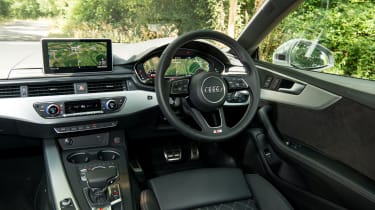 Audi S5 - interior