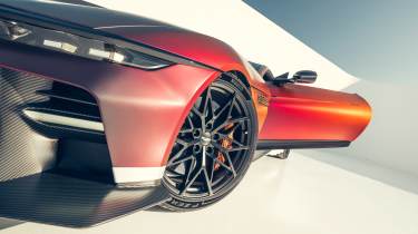 Aston Martin Valen