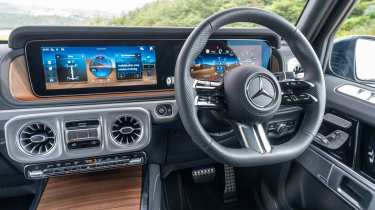 Mercedes G-Class – interior