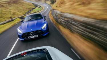 Mercedes-AMG GT v Porsche 911 Carrera S