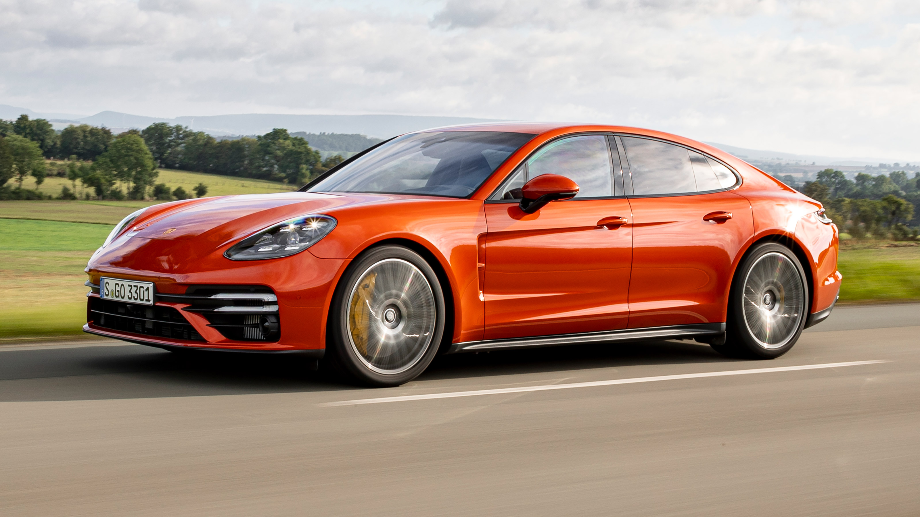 systematisk hjerne At vise Porsche Panamera Turbo S 2020 review | evo