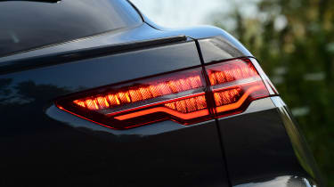 Jaguar I-Pace – rear light