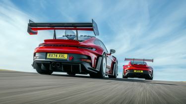 911 GT3 RS vs Manthey GT3 RS