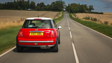 Mini Cooper (R50) – rear