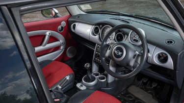 Mini Cooper (R50) – interior