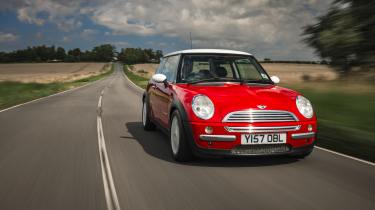 Mini Cooper (R50) – front