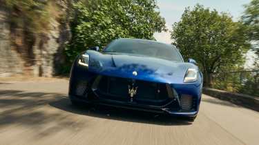 Maserati GranTurismo Trofeo front