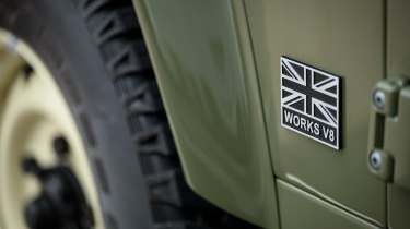 Classic Defender V8 details