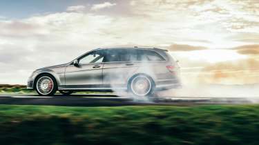 S204 Mercedes-Benz C63 AMG