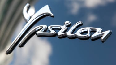 Chrysler Ypsilon 0.9 TwinAir badge