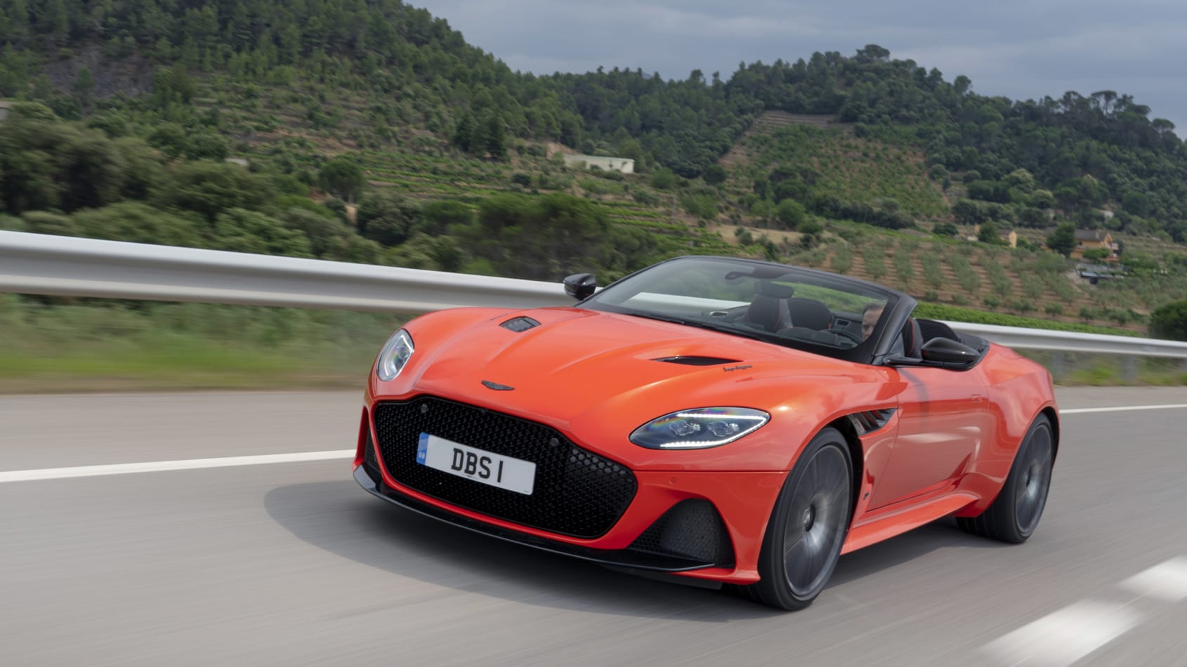 New Aston Martin DBS Superleggera Volante 2019 review - pictures | evo