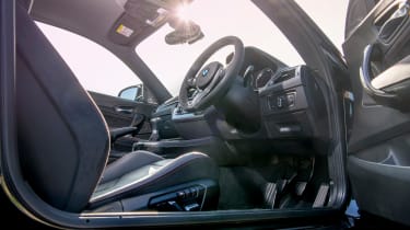 BMW M triple – M2 interior