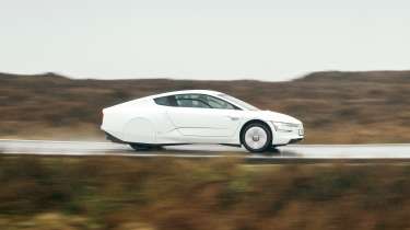 Volkswagen XL1 – side front