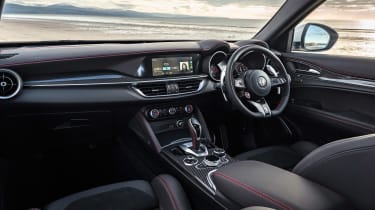 Alfa Romeo Stelvio Quad MY21 – static dash