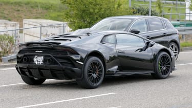 Lamborghini Huracan Sterrato prototype – rear quarter