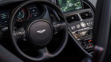 Aston Martin DB11 Volante - interior
