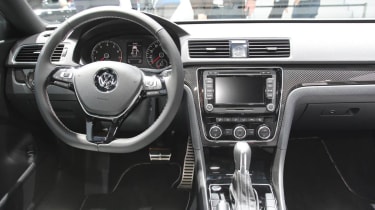 Volkswagen Passat Performance Concept interior dashboard