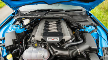 Ford Mustang GT - Engine