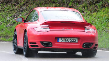 Porsche 911 Turbo S rear cornering