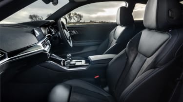 BMW 220i – seats