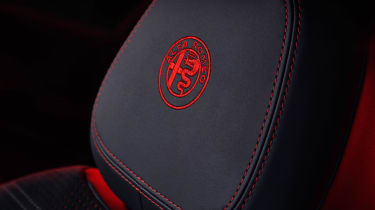 Alfa Romeo Tonale – headrest