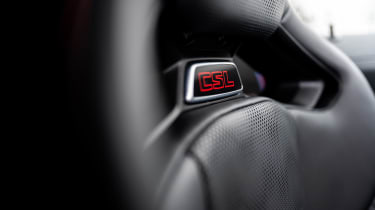 BMW M4 CSL – seat