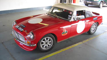 Peter Bowyer&amp;#039;s 40 years old MGB