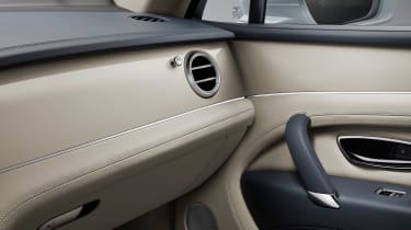Bentley Bentayga PHEV - dash