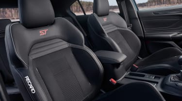 Ford Focus ST 2019 - seat