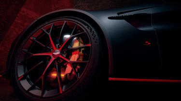 Aston Martin Vantage S wheels