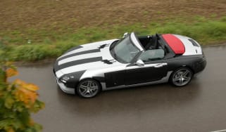 Mercedes SLS roadster spy pics