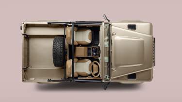 Land Rover Defender V8 Soft Top