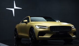 Polestar 1 gold - front quarter