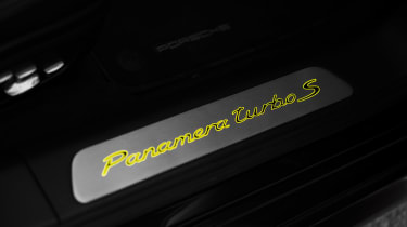 Porsche Panamera Turbo S E-Hybrid ride - sill plate