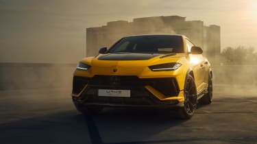 Lamborghini Urus Performante – yellow nose