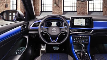 2022 Volkswagen T-Roc R – dash
