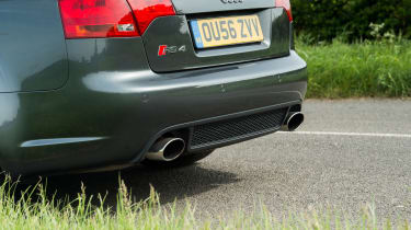 Audi RS4 Avant (B7) – exhaust