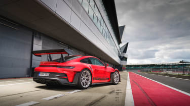 Porsche 911 GT3 RS – rear quarter