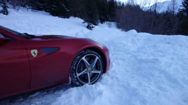 Ferrari FF video review