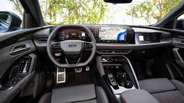 Audi SQ5 – interior