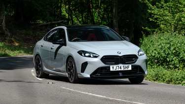 Audi S3 v BMW M235