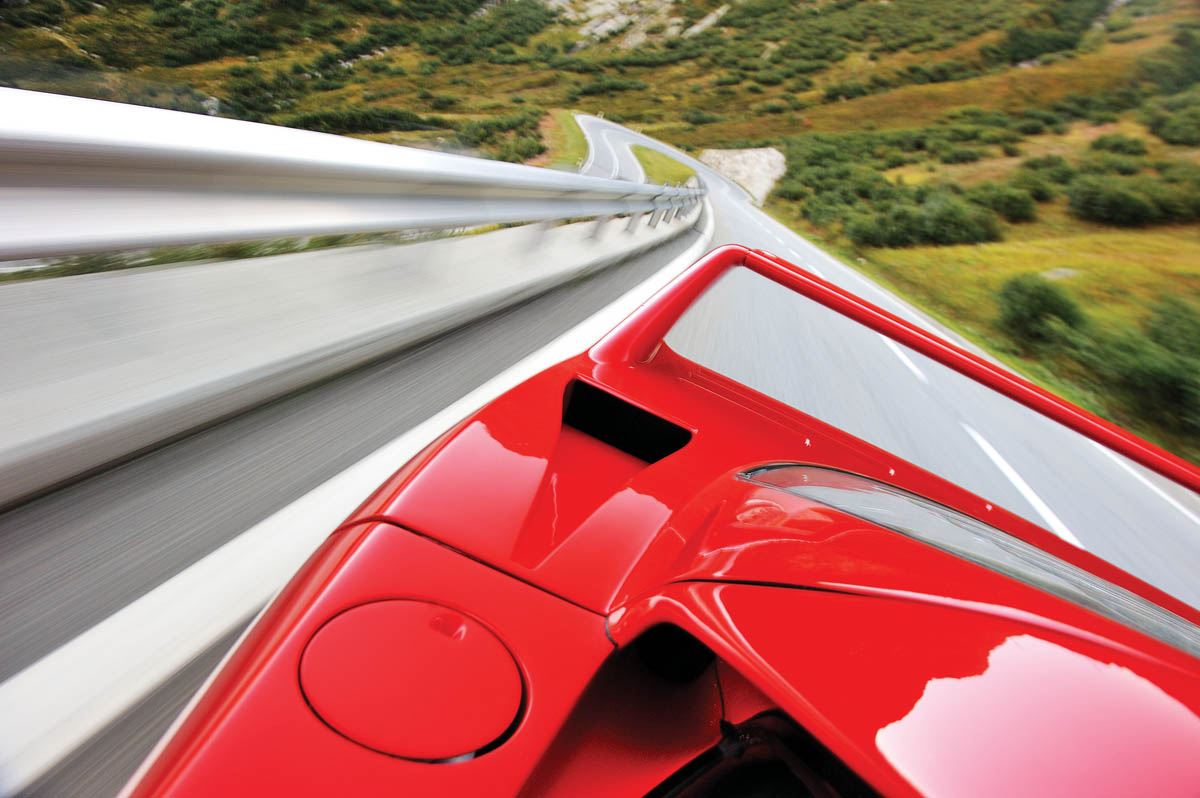 Video: Ferrari F40 Shredding In The Alps