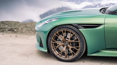 Aston Martin DB12 – wheel