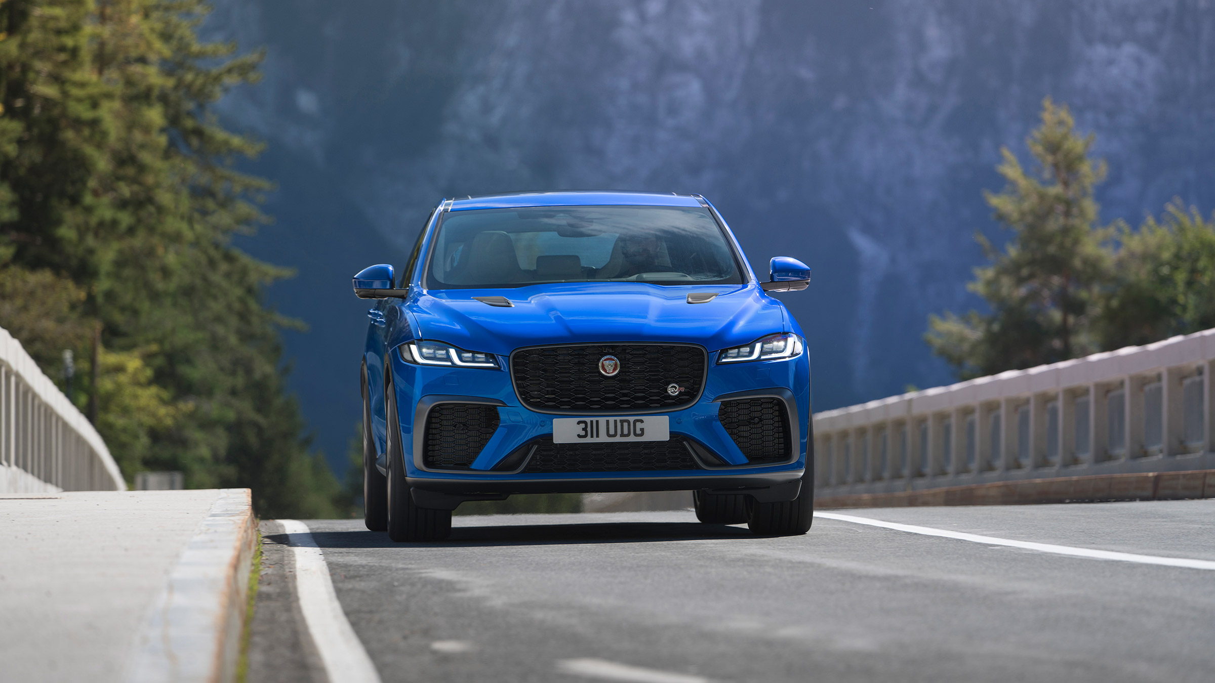 21 Jaguar F Pace Svr Revealed Fresh Face And Tech For 542bhp Suv Evo