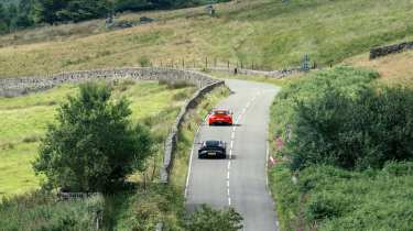 Lotus Emira Turbo SE v Alpine A110 GTS