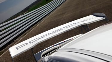 Porsche 911 GT3 RS 4.0 video review