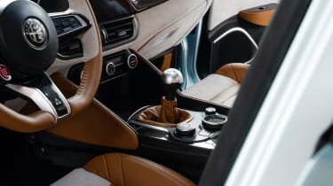 ErreErre Fuoriserie Alfa Romeo Giulia – interior