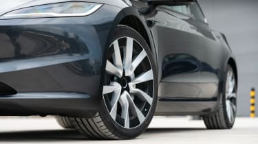 Tesla Model 3 – wheels