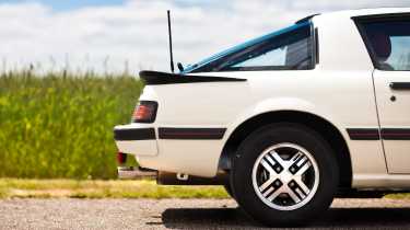 Mazda RX-7 FB – rear wheel