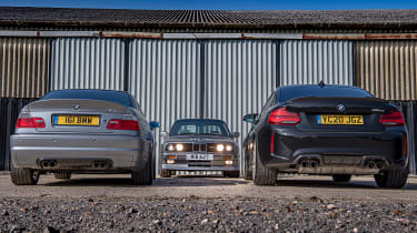 BMW M triple – Group rear